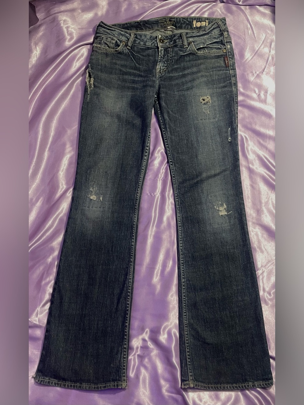 Vintage Y2K Silver Jeans Toni  Low Rise Bootcut Jeans long tall 29/32”